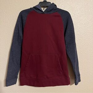 Tek Gear Boy’s M (10-12) Ultrasoft Burgundy & Gray Fleece Hoodie